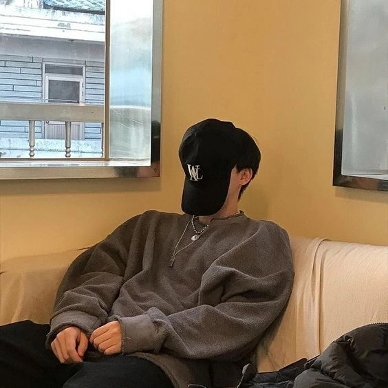 ảnh đội mũ che mặt nam