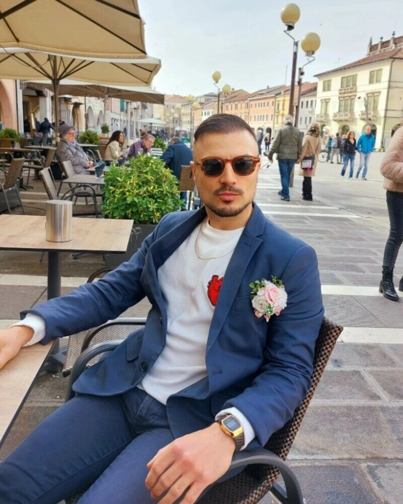 ảnh nam mặc vest ngầu