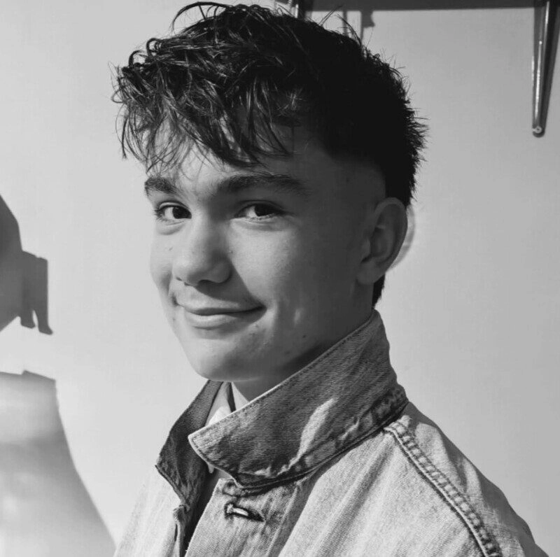 ảnh mặt trai k10