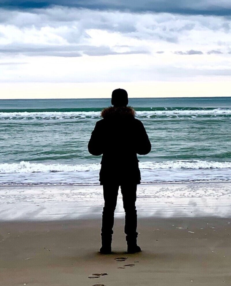 ảnh nam chụp sau lưng