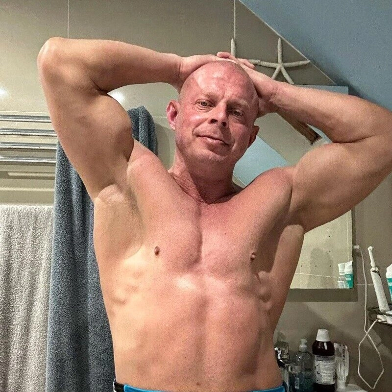 ảnh nam giới trung niên