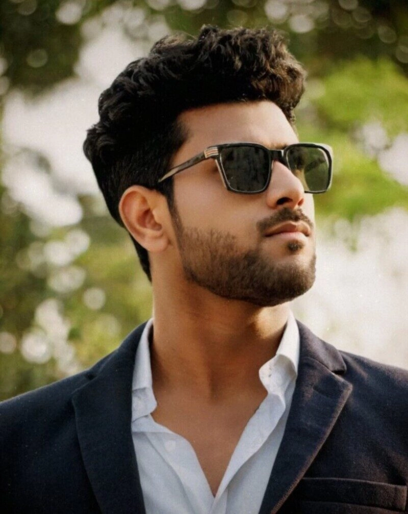 ảnh nam mặc vest ngầu