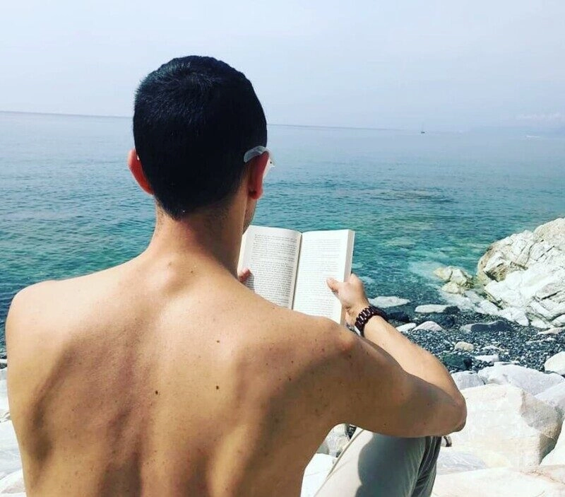 ảnh nam sau lưng ngầu