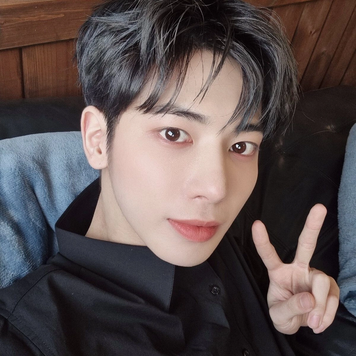 Bộ sưu tập 100+ bức ảnh selfie nam cool ngầu, siêu chất