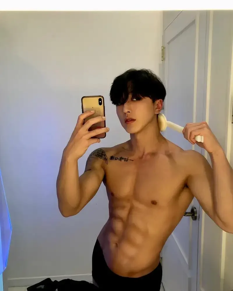 Ảnh trai đẹp cơ bắp