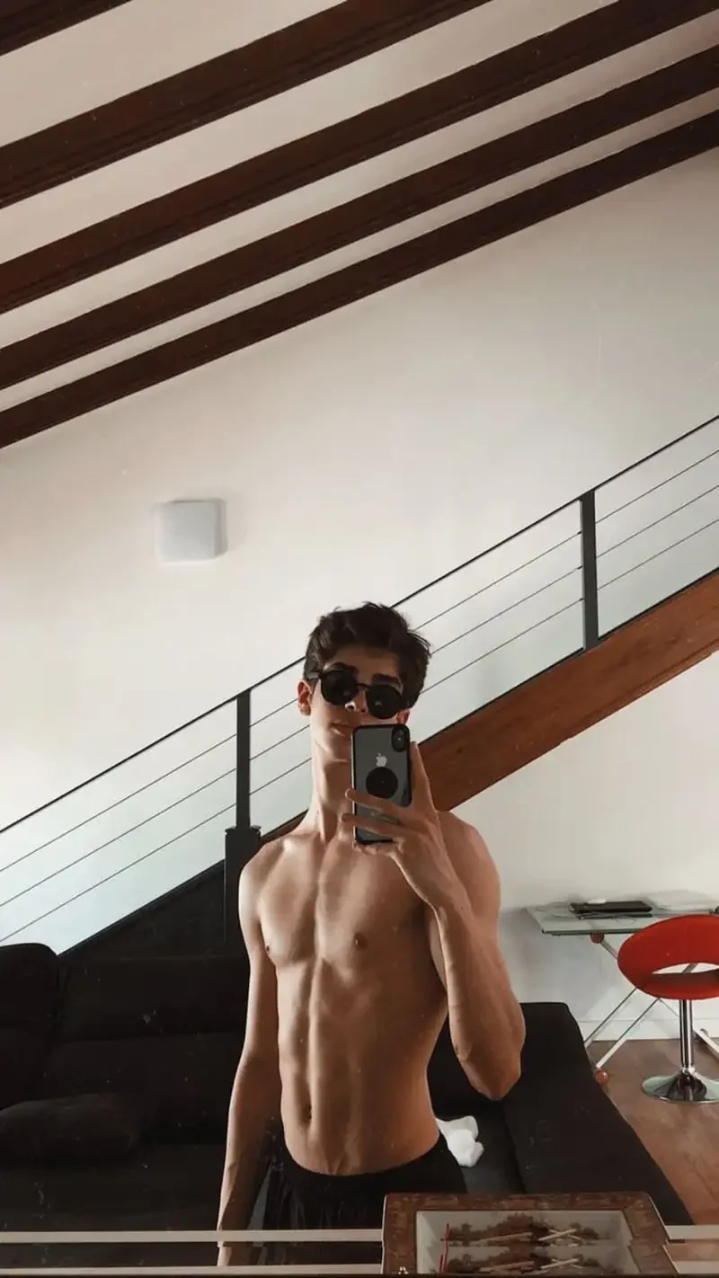 Ảnh trai 6 múi đẹp trai