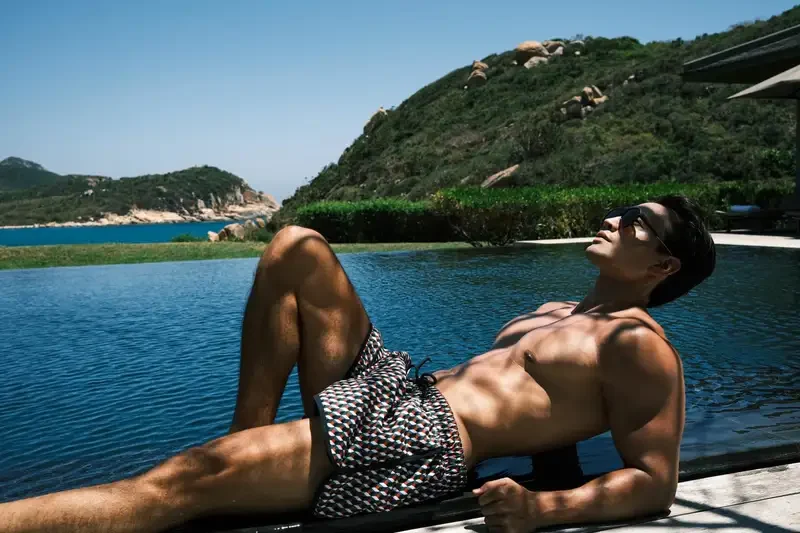 Ảnh trai đẹp 6 múi cơ thể săn chắc