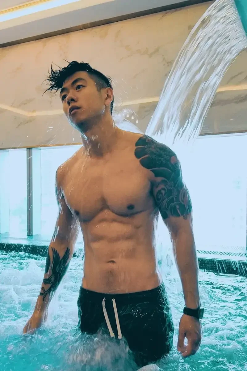 Hình ảnh trai đẹp 6 múi Việt Nam