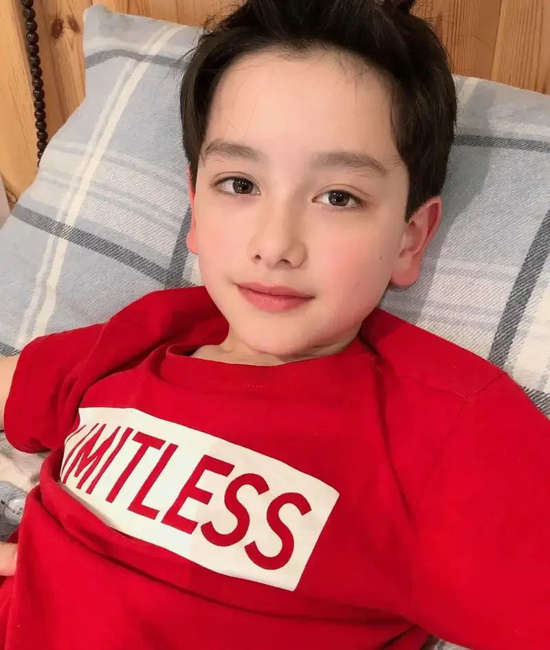 Ảnh trai đẹp 10 tuổi Việt Nam