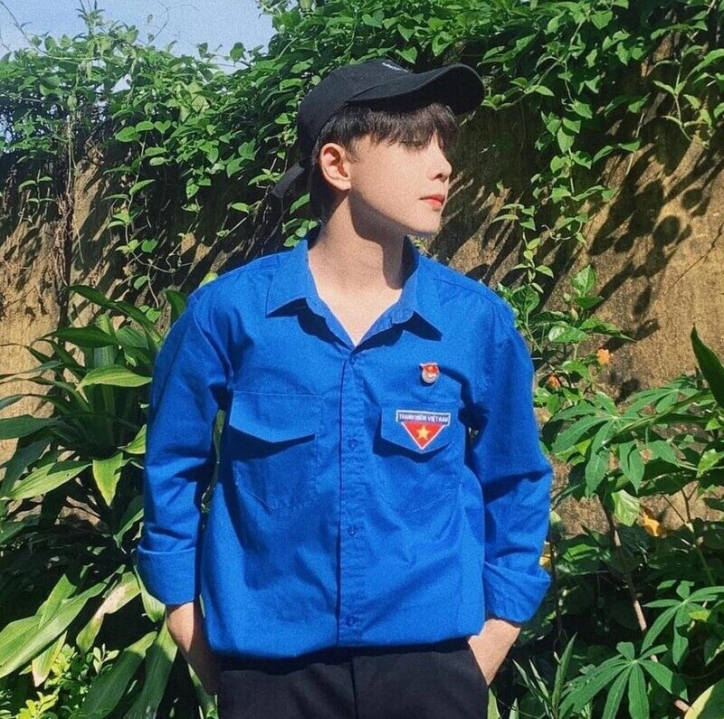 ảnh trai đẹp 17 tuổi mặc đồng phục