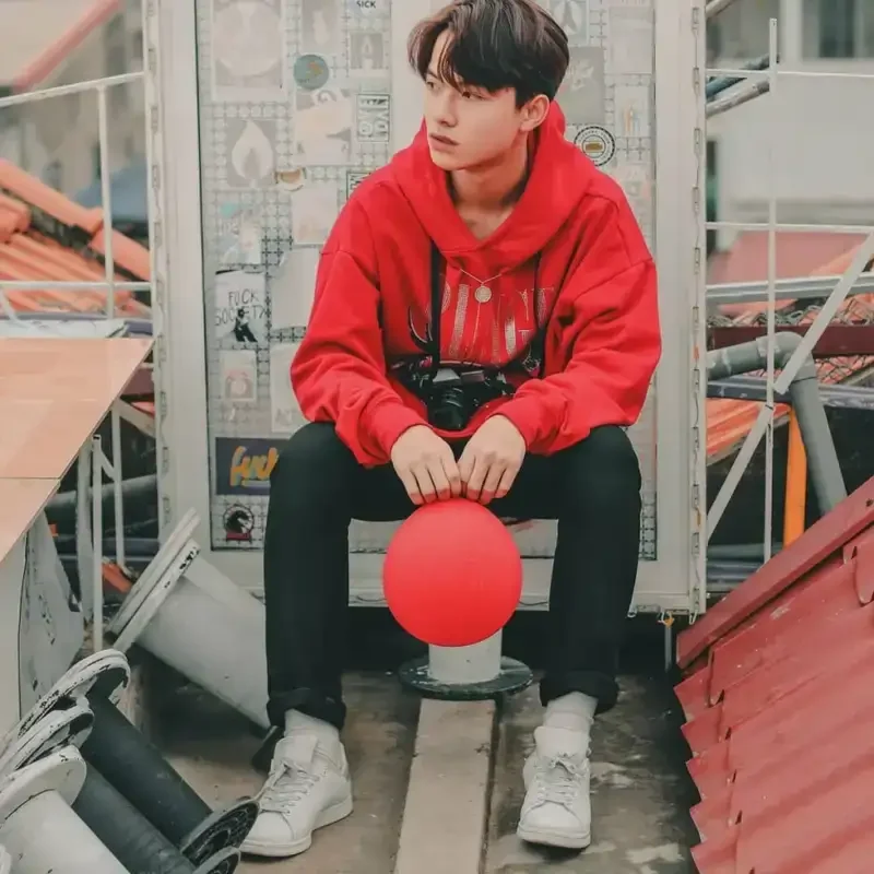 Ảnh trai đẹp 2k12 che mặt tạo sự quyến rũ