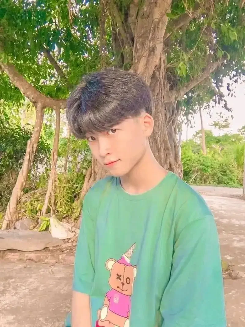 Ảnh trai đẹp 2k12 tạo dáng quyến rũ