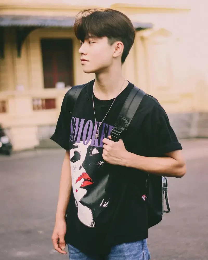 Ảnh pin trai đẹp 2k12 với bộ trang phục nổi bật