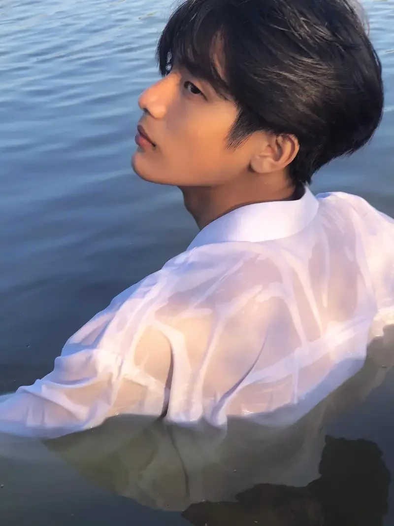 46 hình ảnh trai đẹp che mặt 2k12