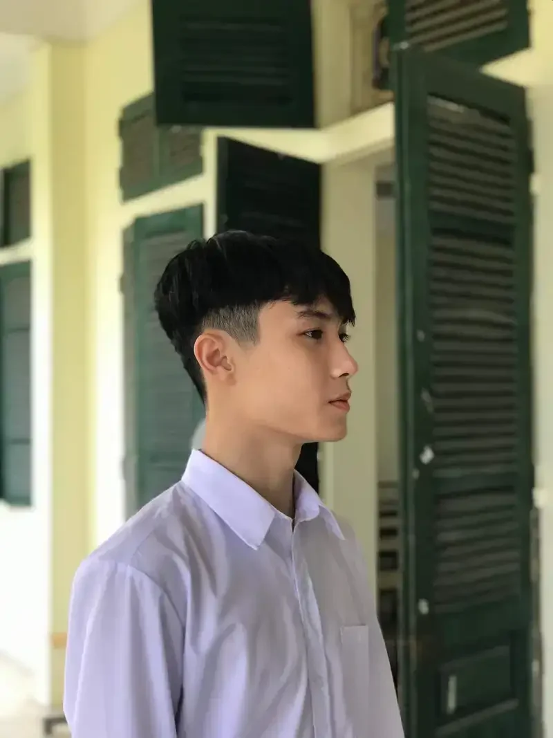 Ảnh trai đẹp 2k3 đeo khẩu trang