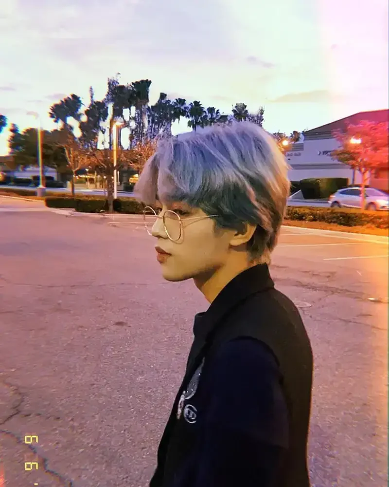 Ảnh trai đẹp 2k2 trong trang phục thể thao