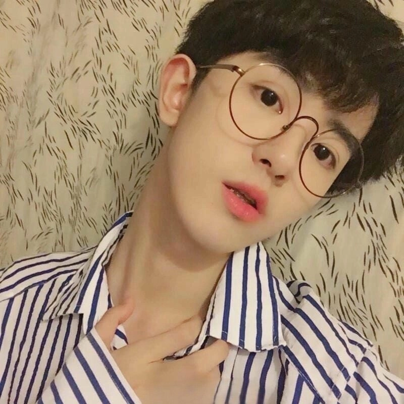 Ảnh trai đẹp 2k7 học sinh