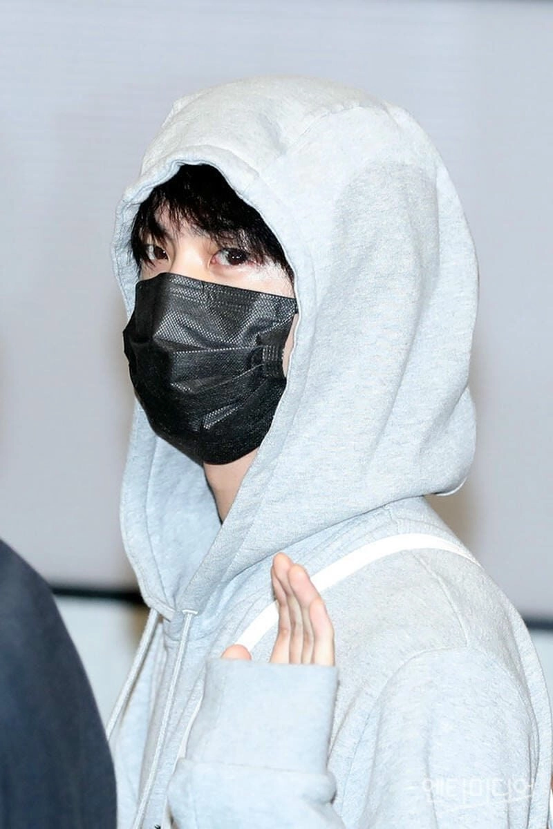 Ảnh trai đẹp 2k7 chụp ngoài trời