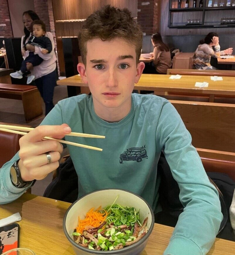 ảnh trai k10 bình thường