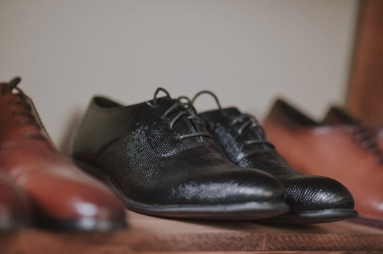 Cất giữ giày ở nơi thoáng mát