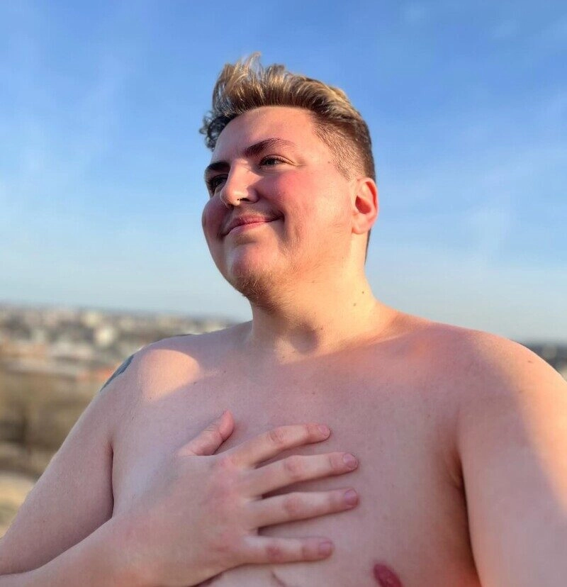 hình ảnh nam chuyển giới