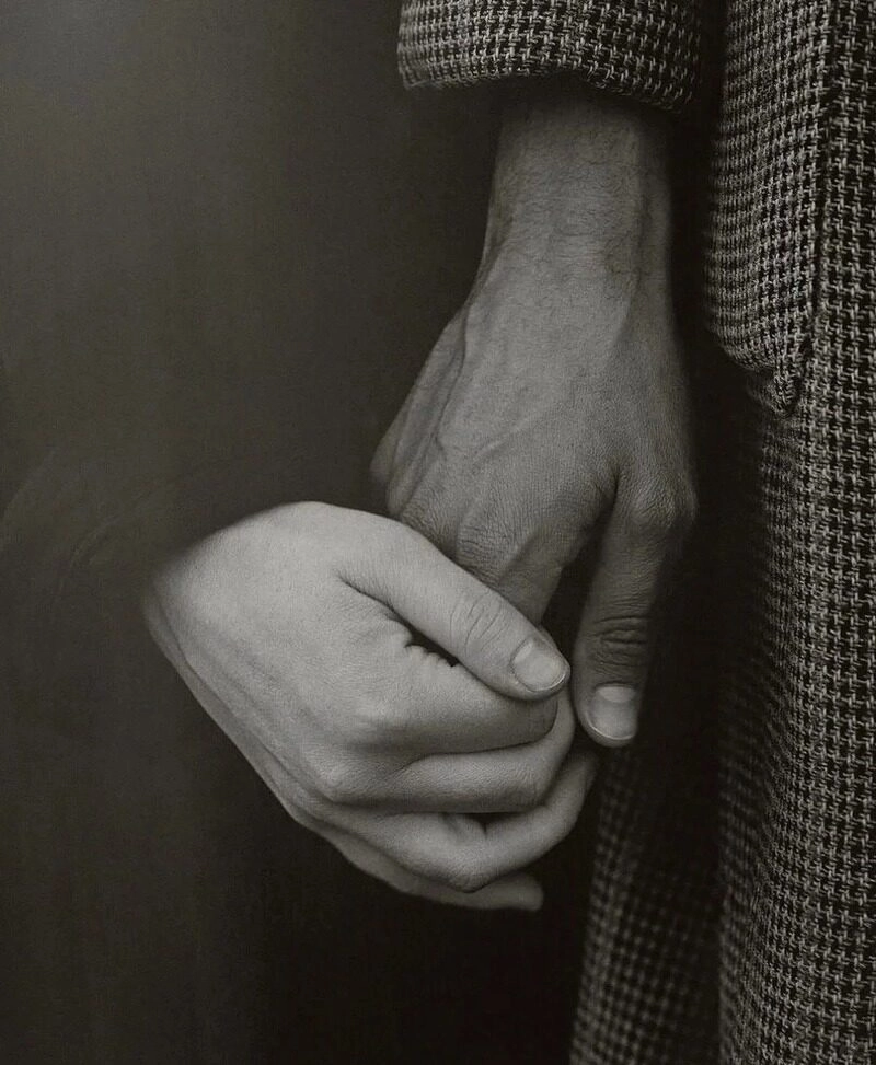 ảnh nắm tay đen trắng, hình ảnh nắm tay đen trắng