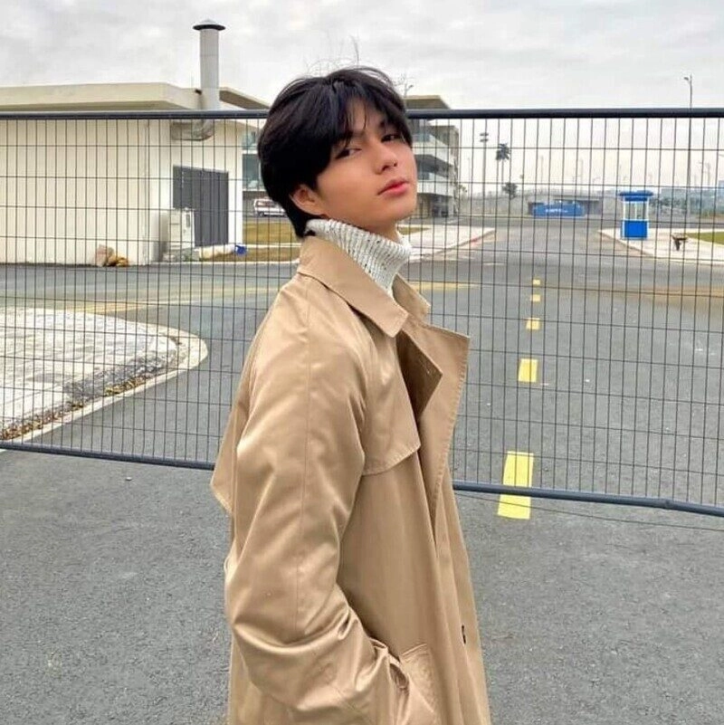 hình ảnh trai đẹp 17 tuổi lạnh lùng