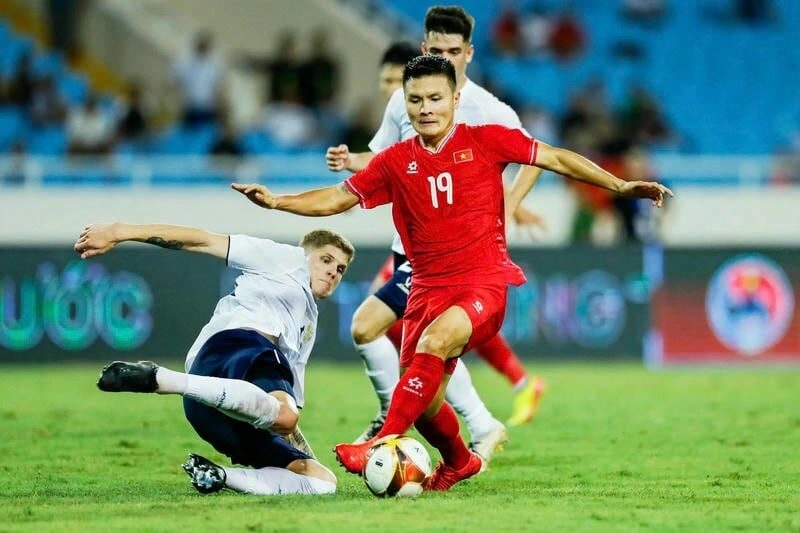 Ảnh mạng nam đá bóng ghi bàn