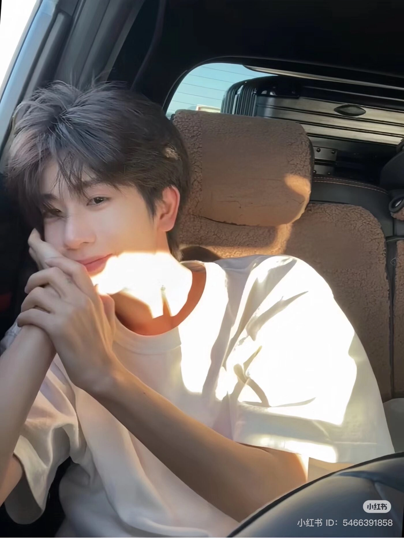 ảnh trai đẹp 2k9 che mặt