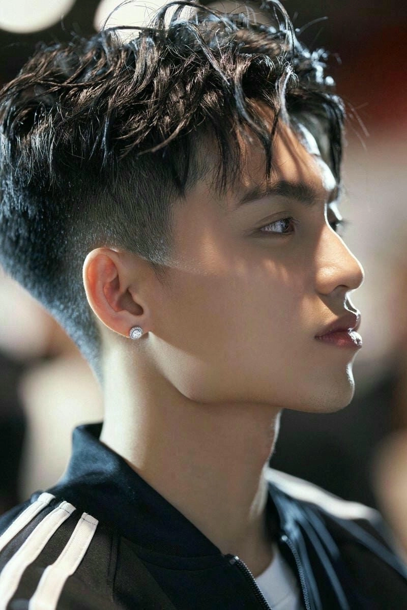 Ảnh trai K5 trong khung cảnh tự nhiên