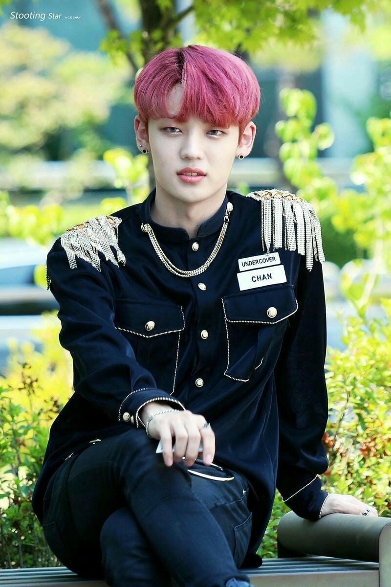 Ảnh trai K5 che mặt