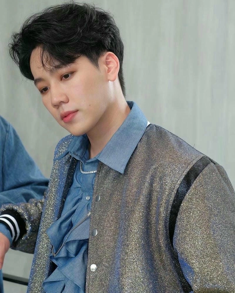 Ảnh trai K6 trong bộ đồ thể thao