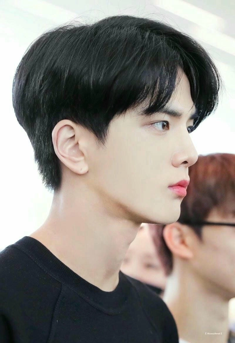 Ảnh trai đẹp K5 với gương mặt điển trai