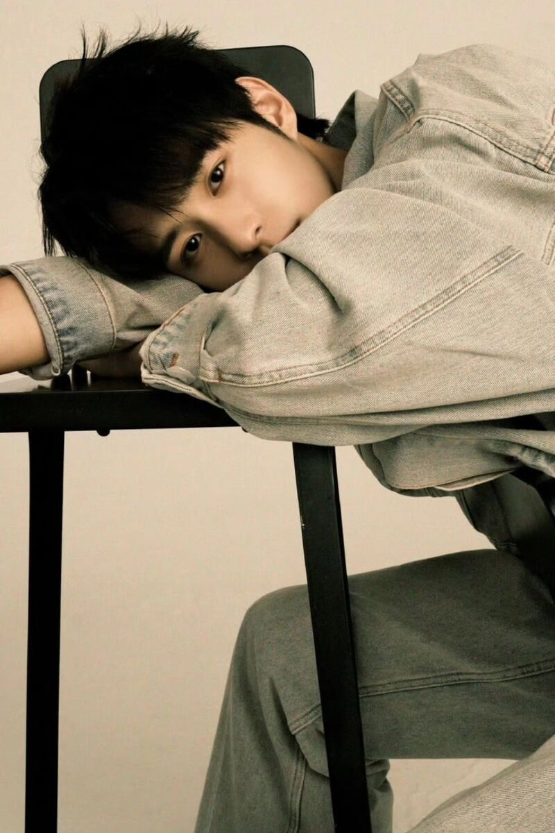 avatar nam buồn ngầu