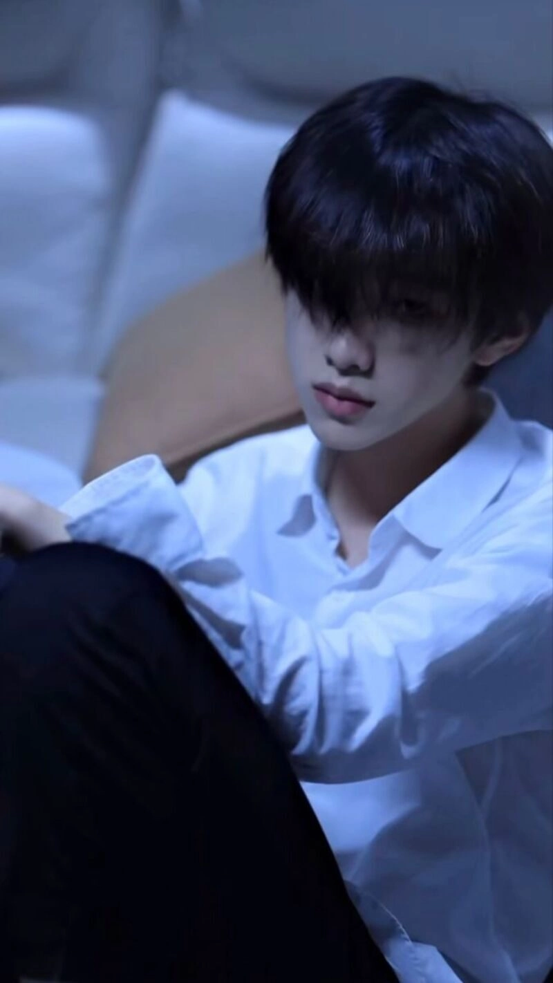 avatar nam buồn ngầu