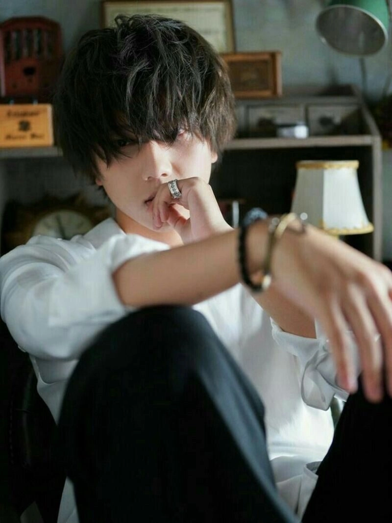 avatar nam buồn ngầu