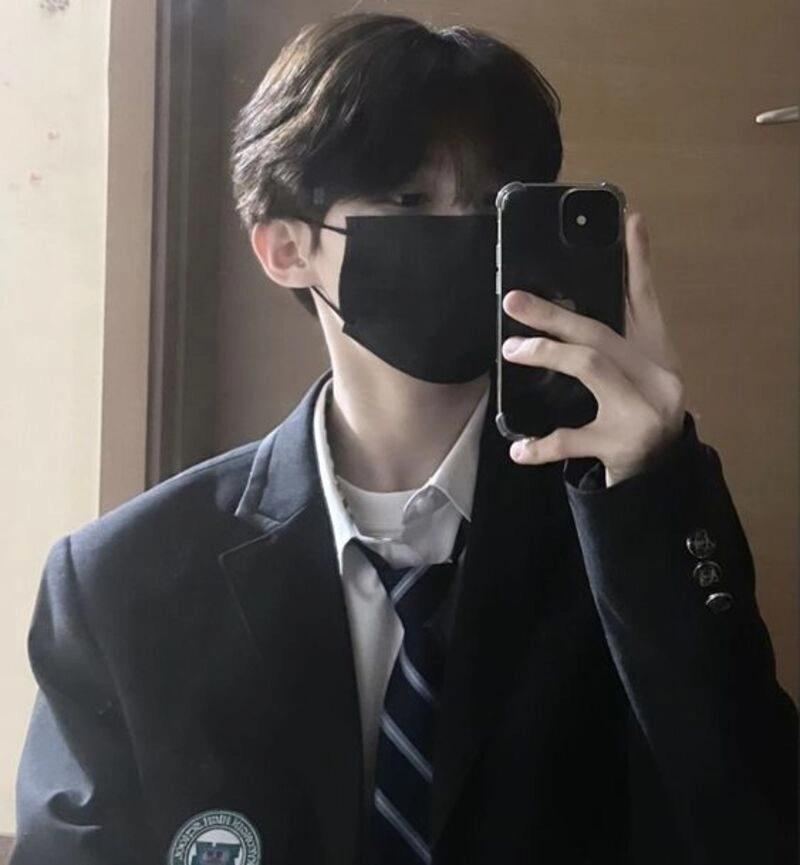 ảnh trai đẹp che mặt