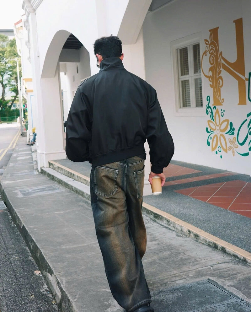 Hình ảnh nam boy phố quay lưng