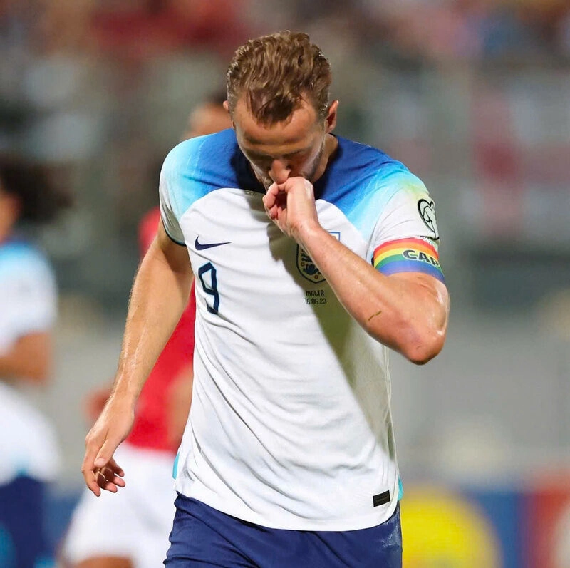 Hình ảnh cầu thủ bóng đá đẹp trai