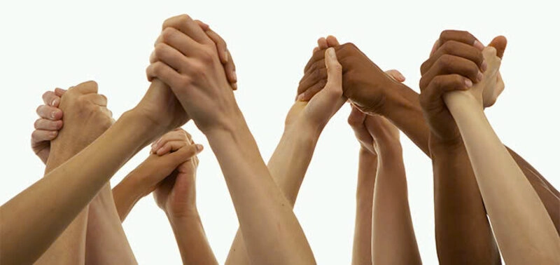 Hình ảnh nắm tay đẹp và đoàn kết