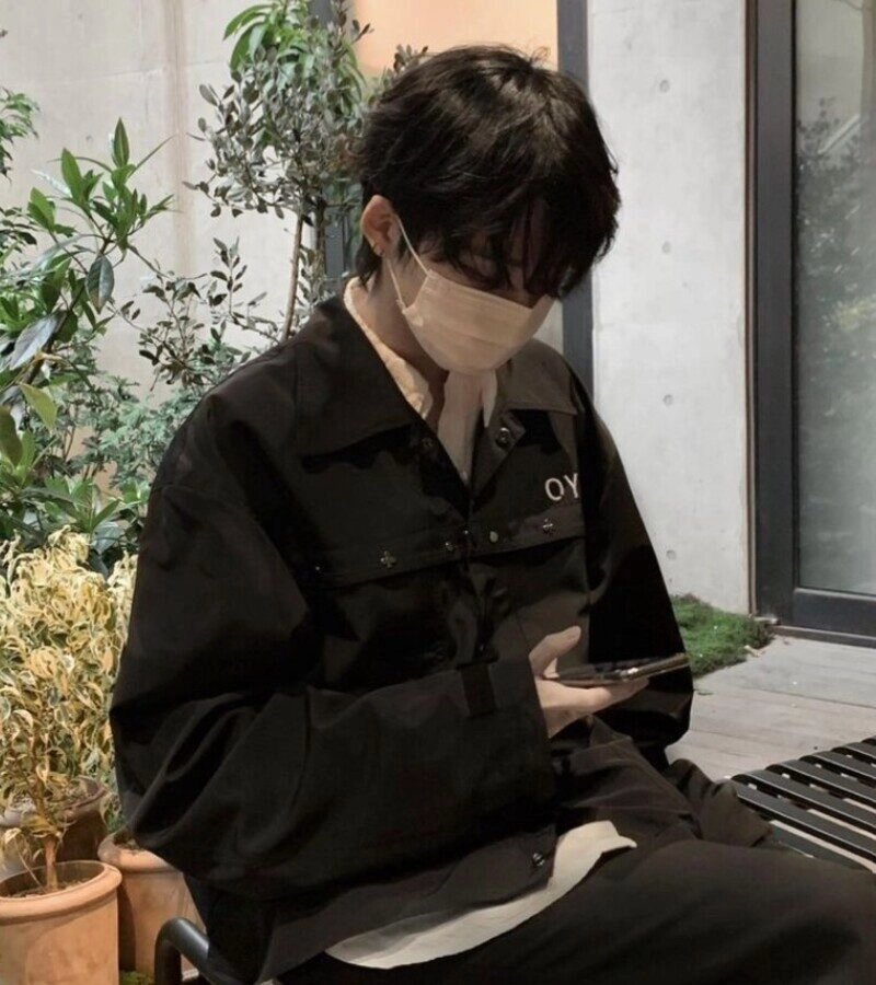 giấu mặt ảnh trai đẹp che mặt