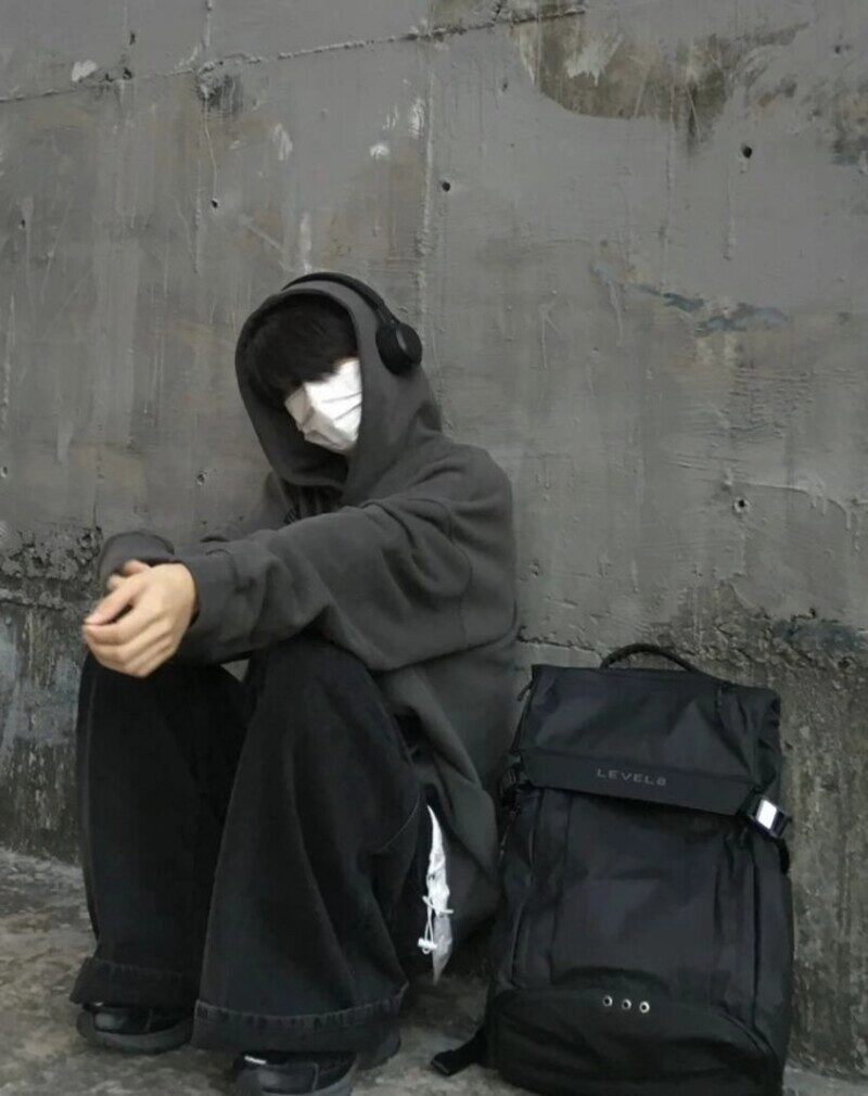 giấu mặt ảnh trai đẹp che mặt