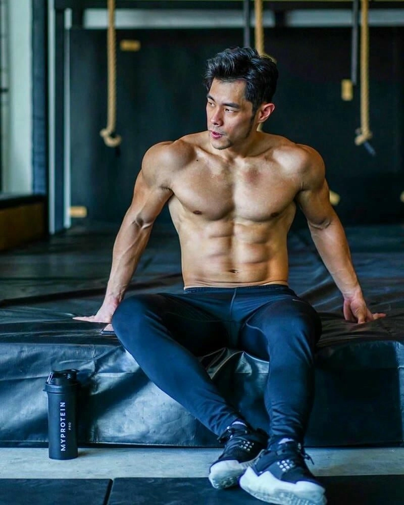 Ảnh trai đẹp ngầu với phong cách cá tính