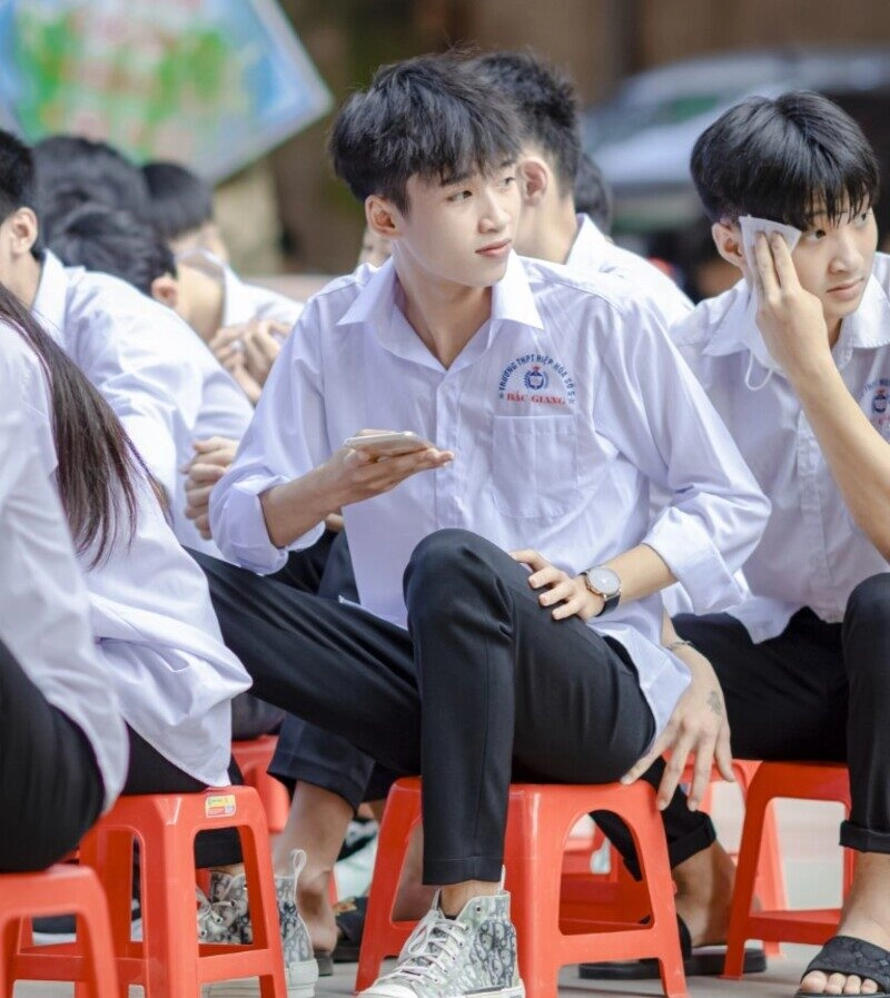 học sinh 14 tuổi