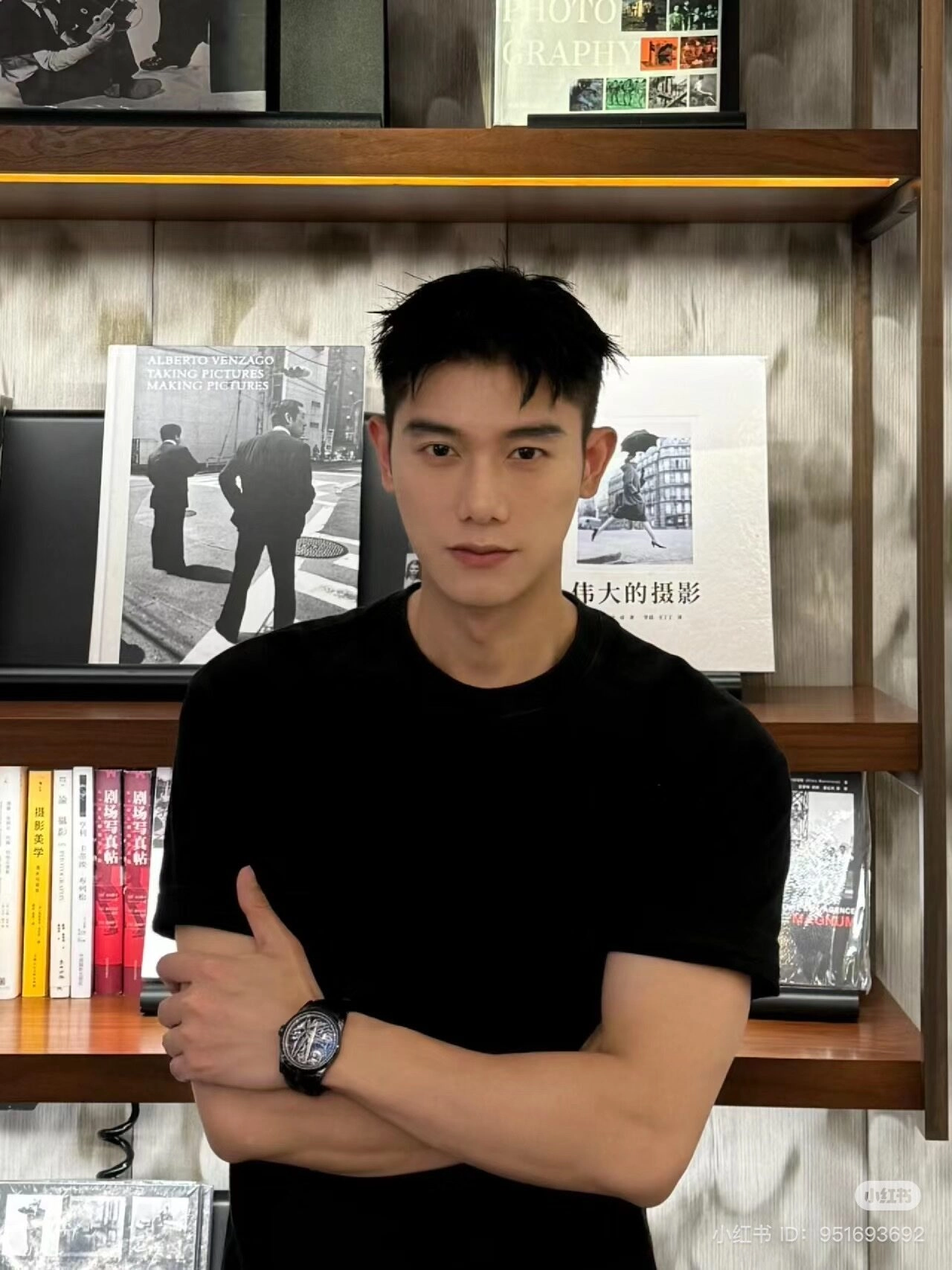 tạo dáng chụp ảnh nam