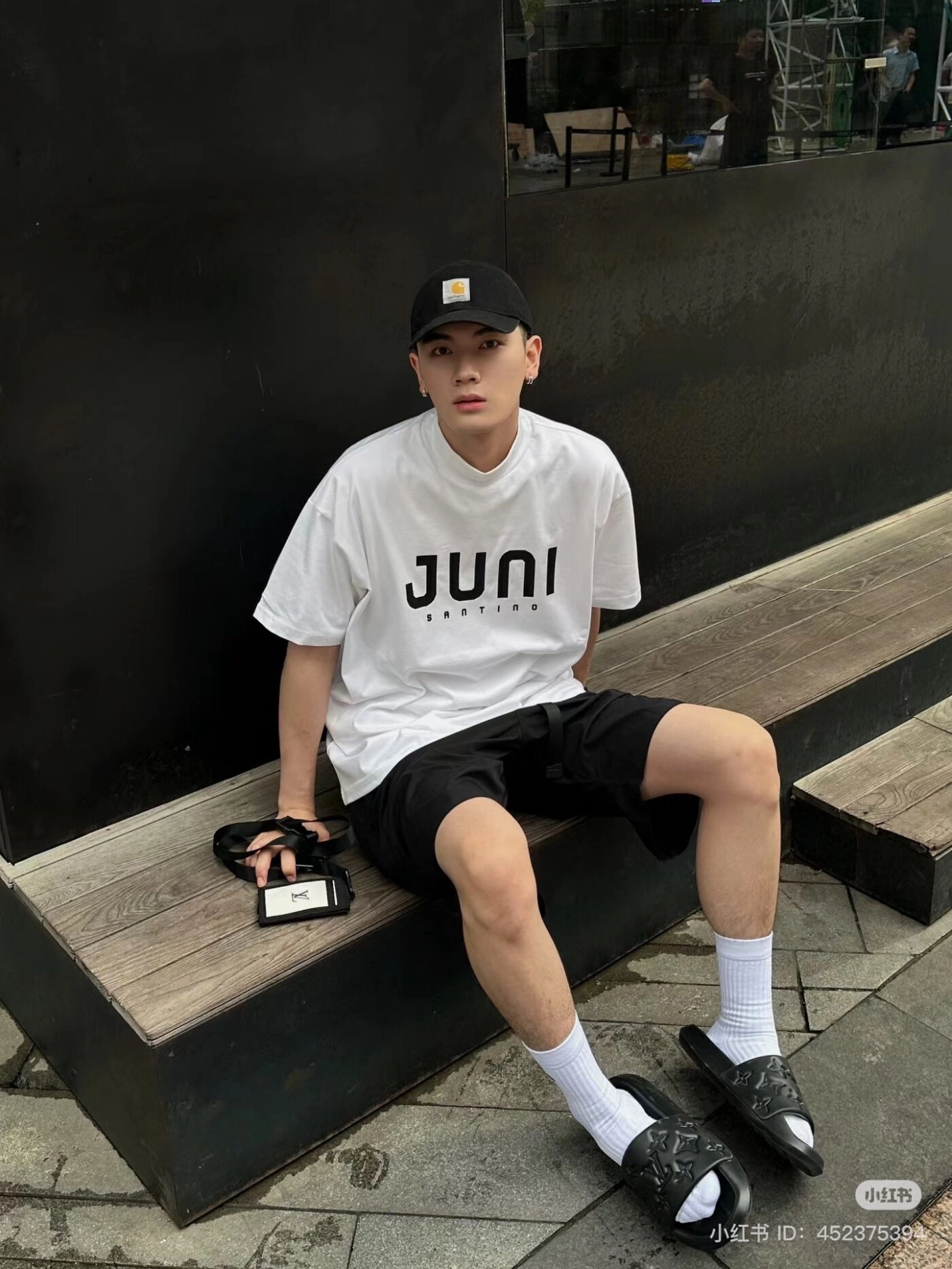 tạo dáng chụp ảnh nam