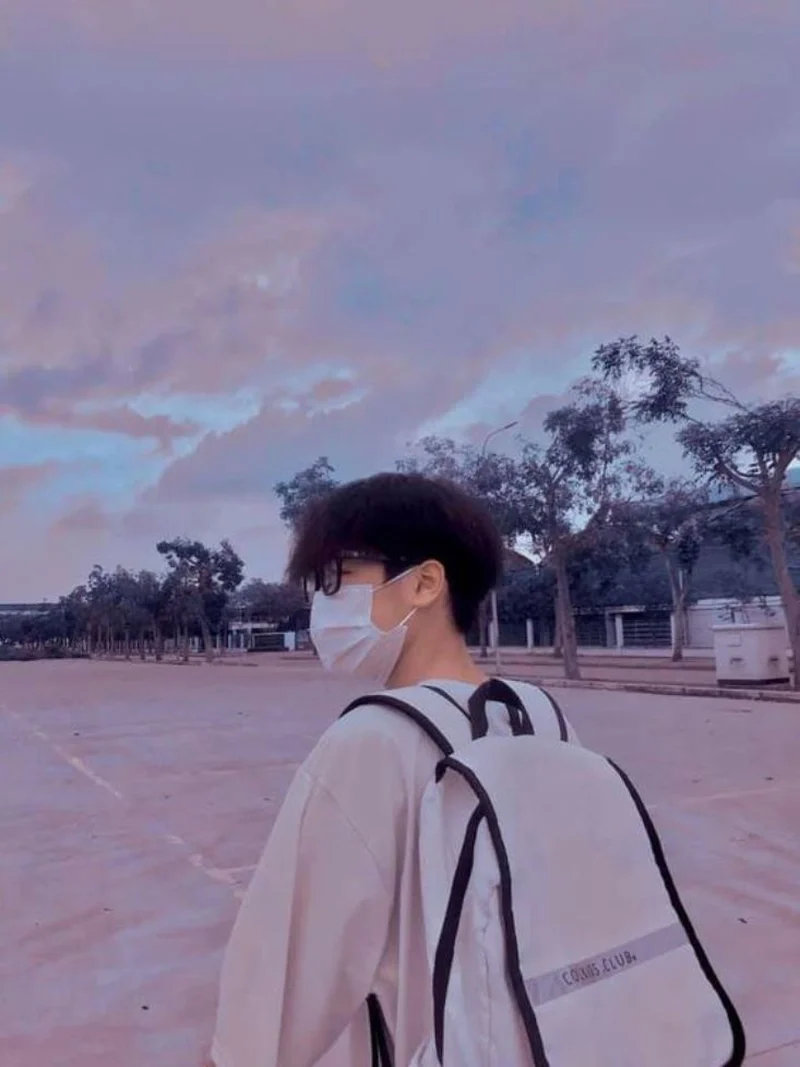 Ảnh trai đẹp 2012 che mặt bằng bàn tay tạo điểm nhấn cuốn hút
