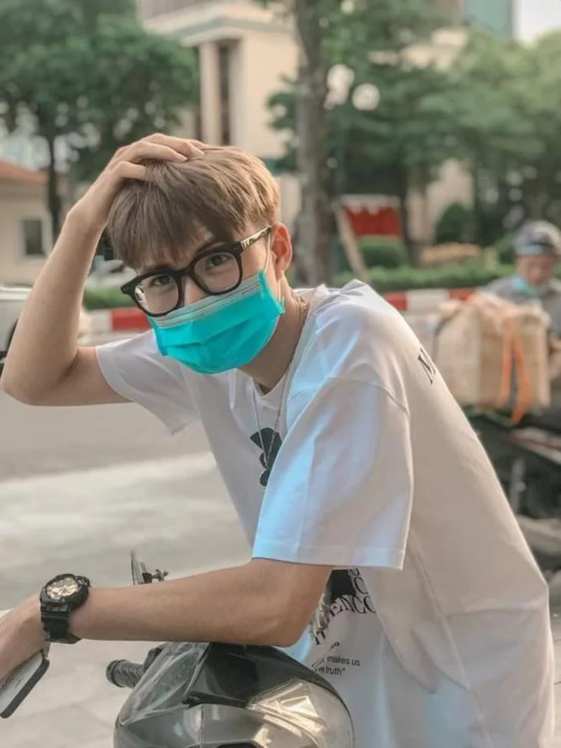 Hình ảnh trai đẹp 2012 với nụ cười tỏa nắng 