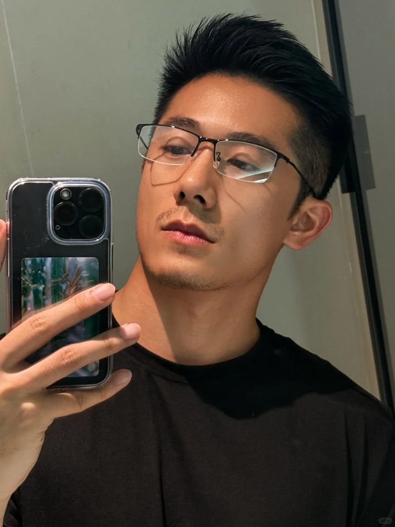 ảnh trai đẹp tuổi 50