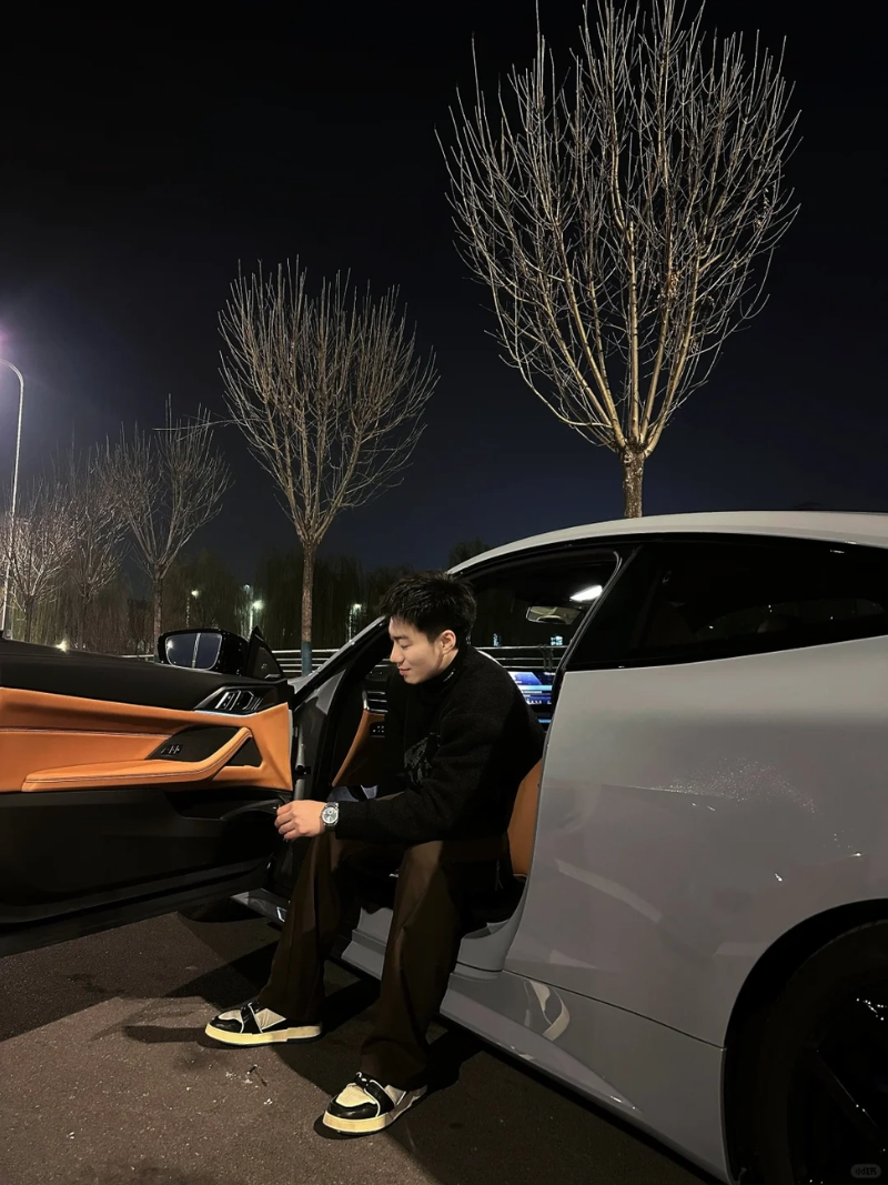 ảnh trai đẹp và siêu xe